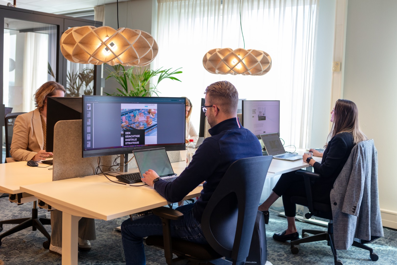 CMBS-collegas-Robin-Marina-Okt24nr1086 (Large)